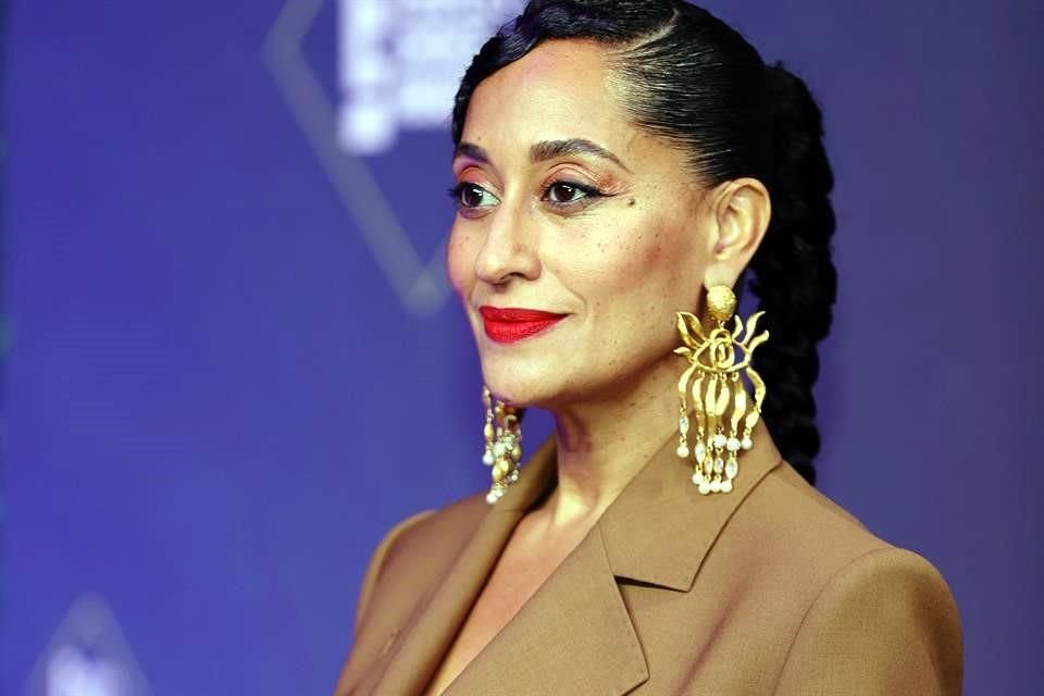 La actriz Tracee Ellis Ross recibió un premio como Ícono de la Moda.