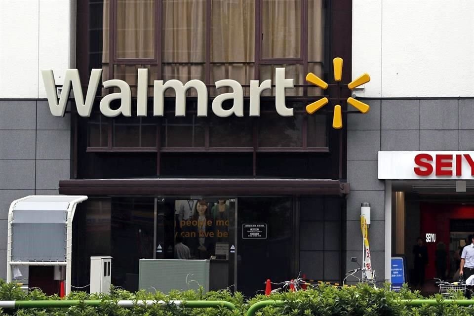 Walmart Inc tiene más de 5 mil farmacias en todo Estados Unidos.