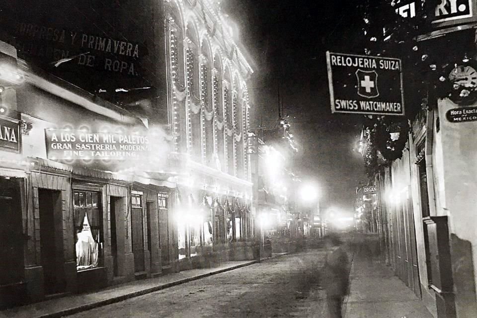 Calle Morelos, 1910 Jesús R. Sandoval / Fondos del Tec de Monterrey