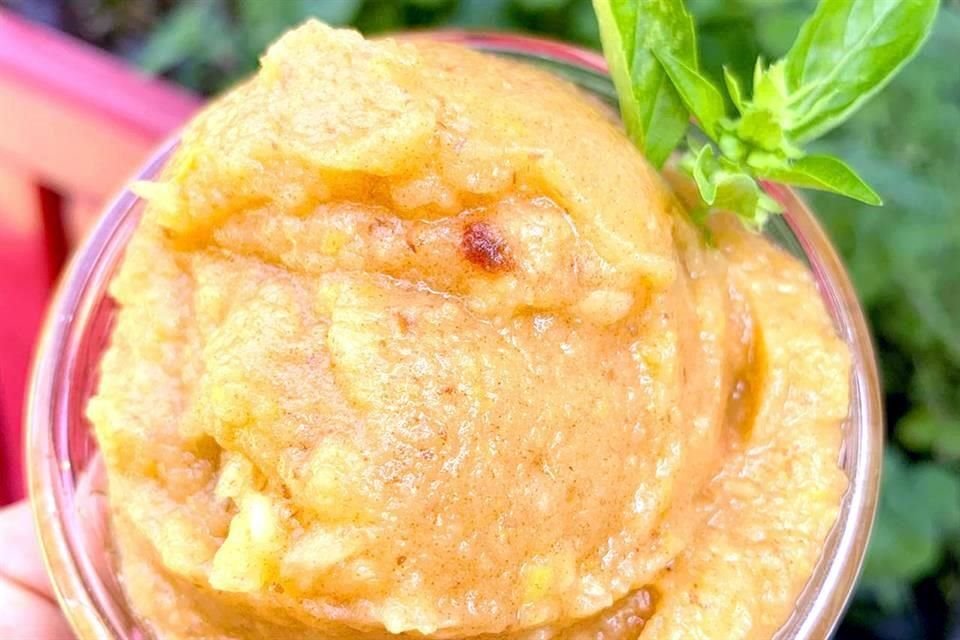 Puré de manzana raw