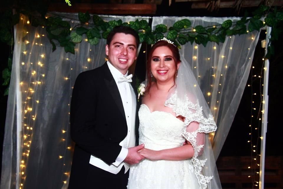 Felipeduardo Villarreal Lozano y  Lorena Garza Burnes