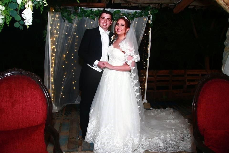 Felipeduardo Villarreal Lozano y  Lorena Garza Burnes