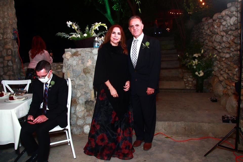Naty Dávila y Flavio Dala