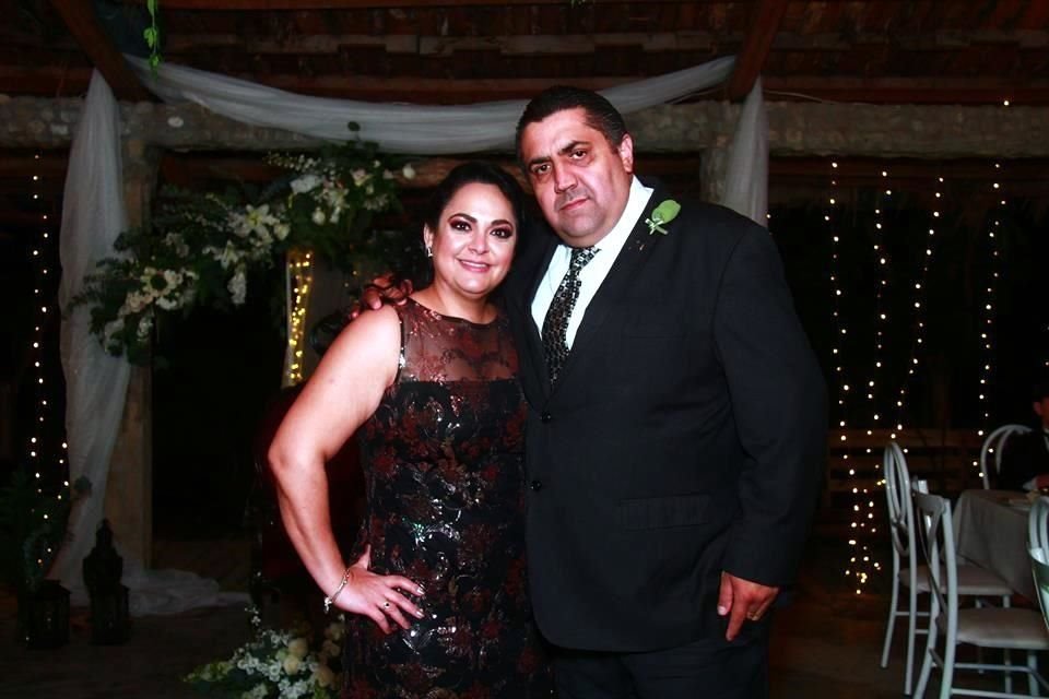 Alma Chapa y René Villarreal