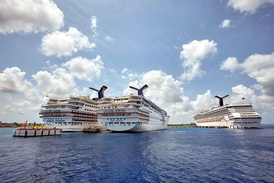 Los Centro para el Control y Prevención de Enfermedades en EU aconsejaron reprogramar los viajes en cruceros, por ser de alto contagio.