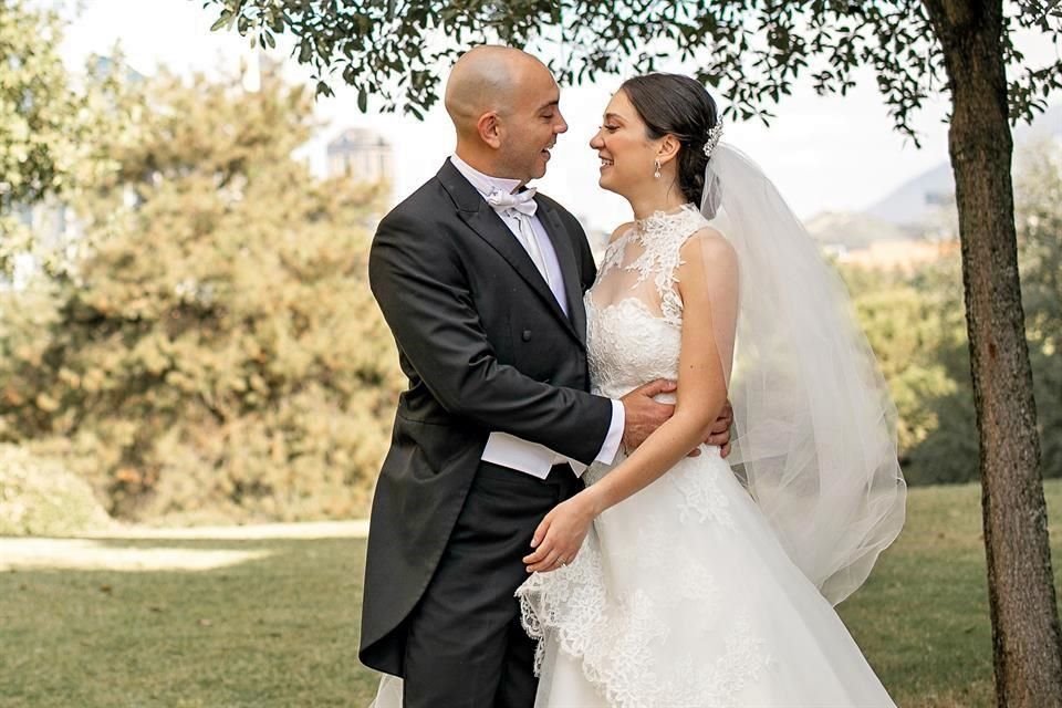 Carola Garza García y Alejandro Lobeira Gálvez