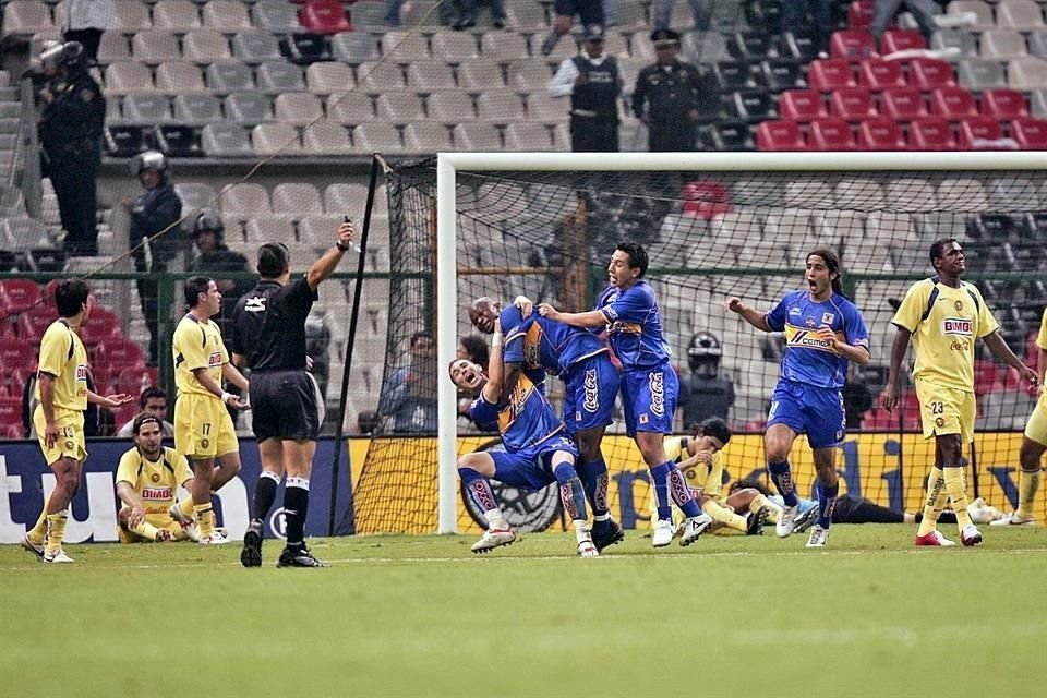 Sólo esa vez del Aztecazo Tigres pudo remontar un marcador abultado.