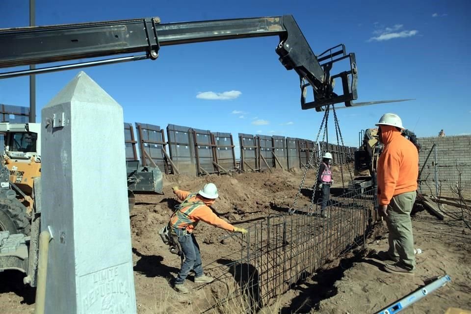 En octubre, las actividades secundarias crecieron 1.95 por ciento mensual.