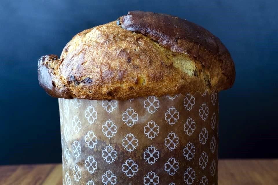 En la fiesta celebrada en su honor, el 3 de febrero, mucha gente come la rebanada de panettone que guardó en Navidad, tostada con mantequilla.