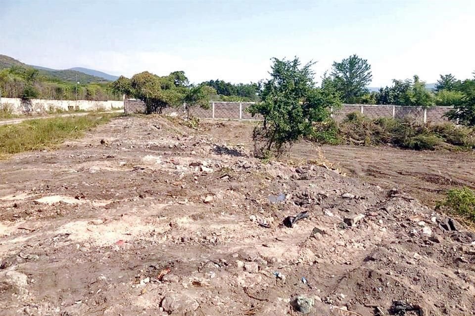 Aspectos del terreno donde se erigirá el Centro Cultural Mulato Teatro, en el Municipio de Tlaltizapán, en Estado de Morelos.