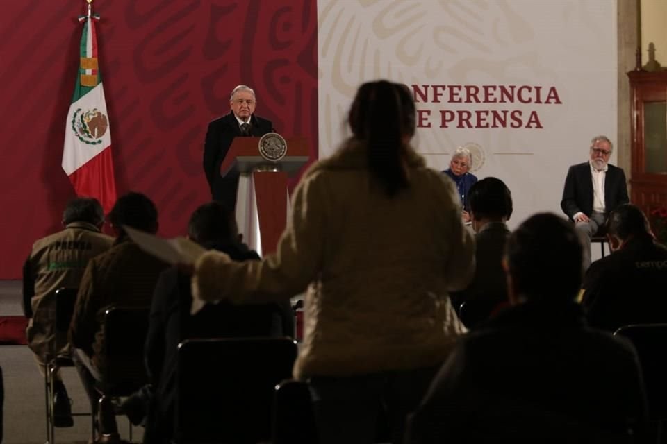 Judith Valenzuela encara al Presidente y a la titular de la Segob.