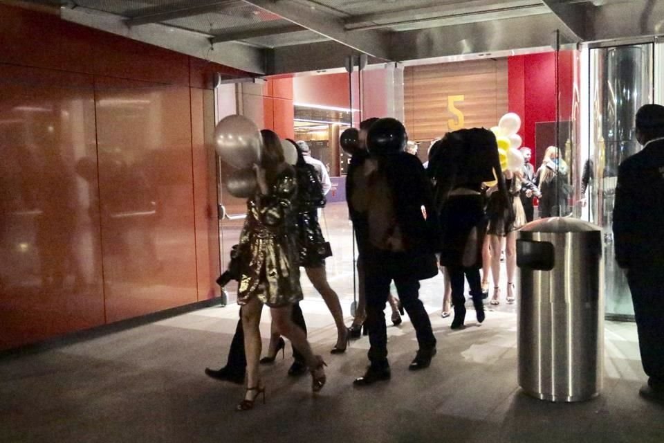 El Showcenter Complex señaló que cumplieron con los requisitos de las autoridades para que se realizara el evento y desconocen los motivos que llevaron a la Secretaría de Salud estatal a considerar que el festejo no era una boda.