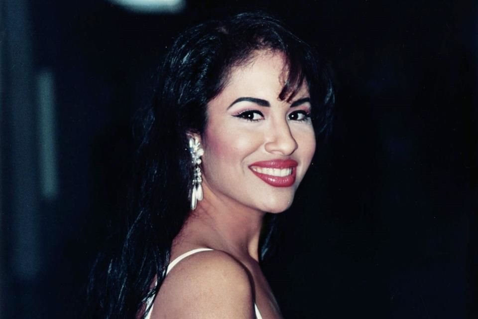 La trayectoria de Selena Quintanilla será galardonada en los próximos Premios Grammy con la presea The Lifetime Achievement Award.