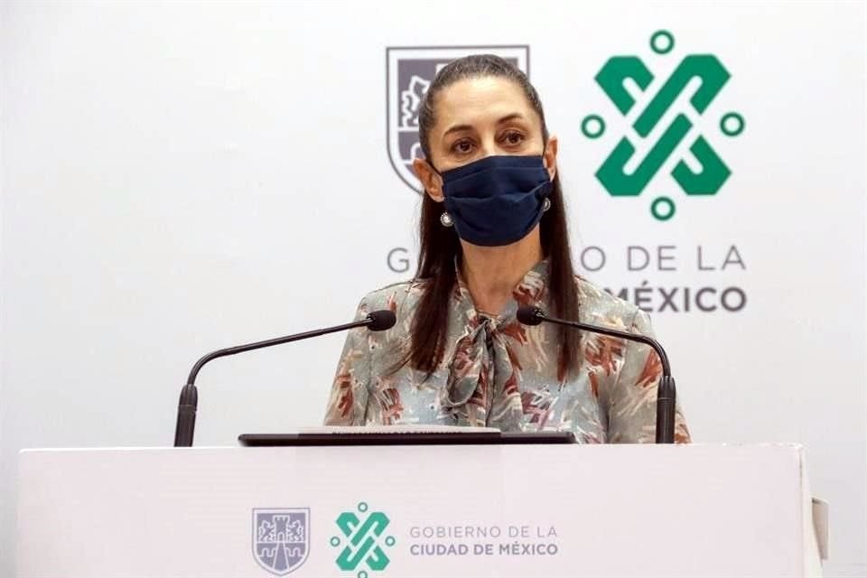 La Jefa de Gobierno, Claudia Sheinbaum, acudió a la sede del C5 para revisar operación y agradecer a trabajadores de Salud.