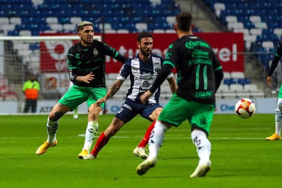 Los Rayados no pudieron vencer a Santos en el amistoso jugado este martes en el estadio BBVA.