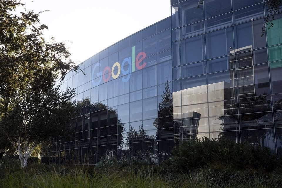 La CE ha impuesto más de 8 mil millones de euros en multas a Google.