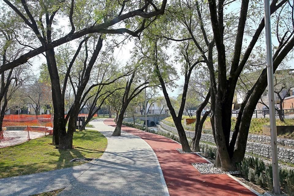 Las zonas A y B llevan un avance del 90 por ciento y sólo se trabaja en jardinería y paisajismo.