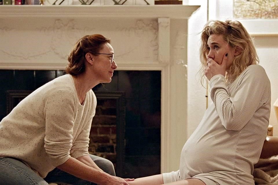 Vanessa Kirby y Shia LaBeouf protagonizan este drama, que estrena hoy Netflix, sobre una pareja que pierde un bebé.