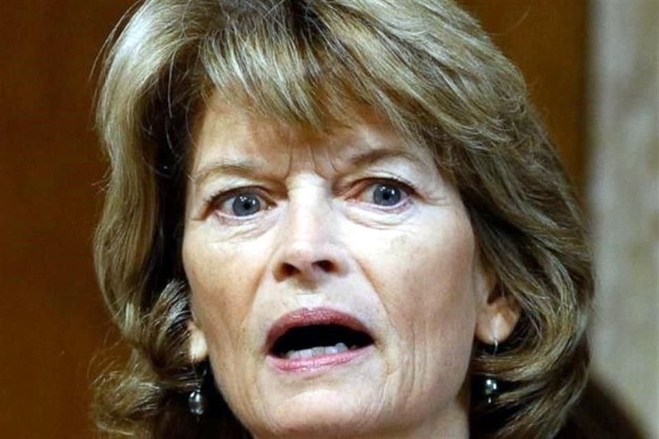 Murkowski culpó a Trump de provocar violencia al alentar a sus seguidores a marchar hacia el Capitolio mientras se contaban los votos del Colegio Electoral.