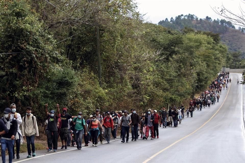 Unos 9 mil migrantes, divididos en tres grupos, habían logrado ingresar a Guatemala hasta este sábado, con la intención de llegar a EU.