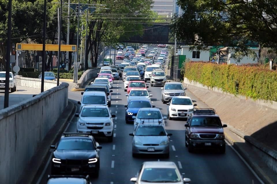 'El Área de Atención Ciudadana de Verificación Vehicular de la Dirección General de Calidad del Aire permanecerá cerrada al público hasta nuevo aviso', señaló.  