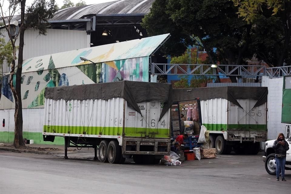 La Ciudad genera 13 mil toneladas diarias de basura, de las cuales 8 mil son llevadas en tractocamiones a rellenos sanitarios.