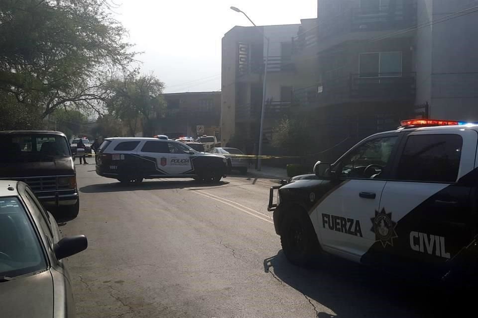 La movilización inició alrededor de las 13:10 horas en la calle Alberto Siller y Francisco Siller, en la Colonia Lázaro Garza Ayala.