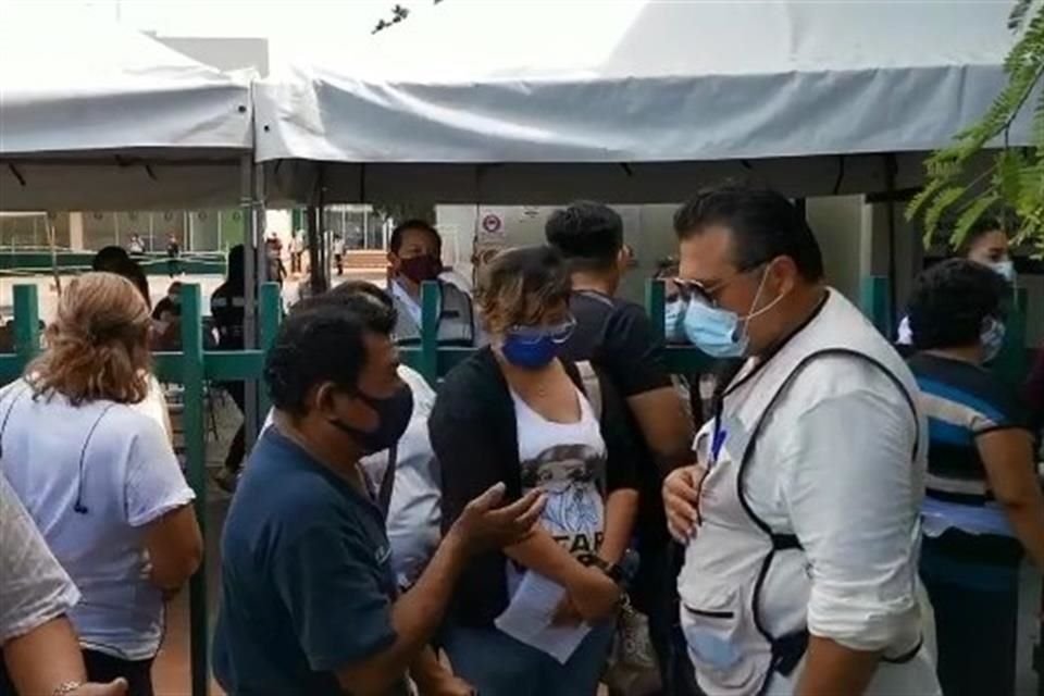 El desabasto de la vacuna también afectó hoy a las brigadas de vacunación de maestros en Candelaria, Hecelchakán y Champotón.