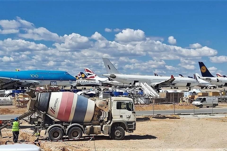 Cemex dijo que el proyecto busca aislar el carbono producido en el proceso de fabricación del clínker, lo que da como resultado un CO2 concentrado que puede capturarse fácilmente, y posiblemente almacenarse.