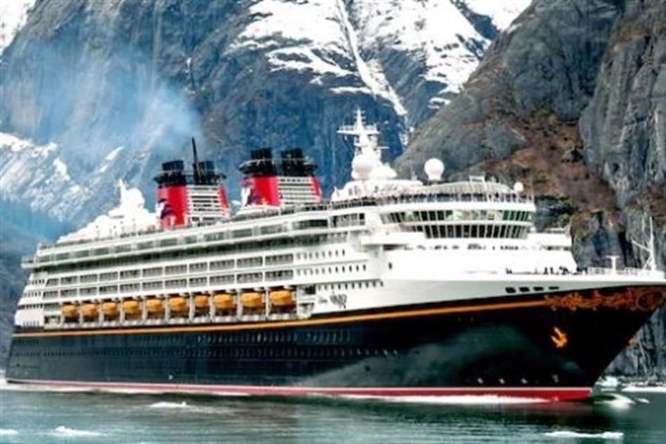 La compañía Disney Cruise Line anunció que prolongará la cancelación de sus cruceros hasta abril por la pandemia por coronavirus.