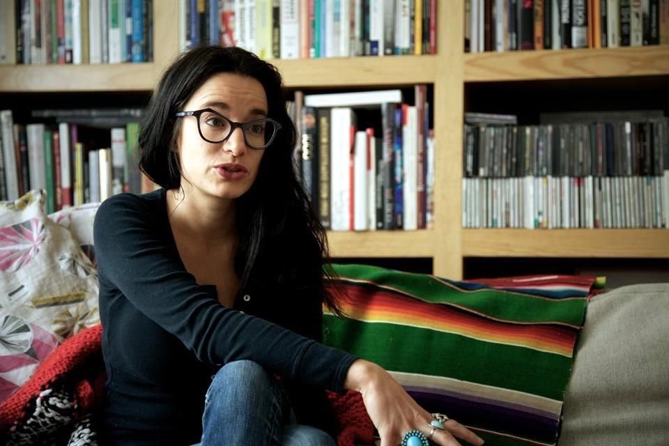 Gabriela Jáuregui, editora del libro 'Tsunami 2'.