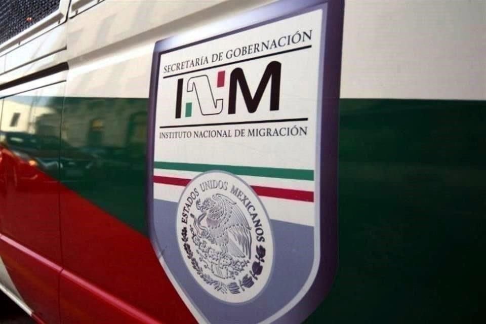 El delegado del INM en Nuevo Casas Grandes y dos ministeriales fueron asesinados por un grupo armado en una carretera en Chihuahua.