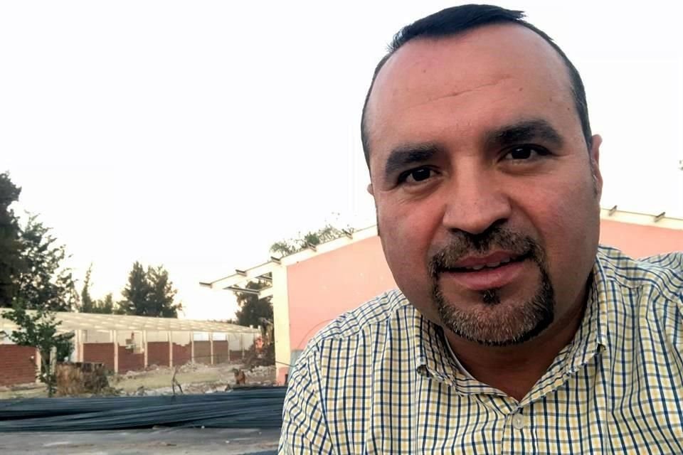 Sergio Quezada Mendoza, Presidente Municipal de Tototlán con licencia.
