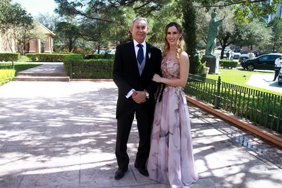 Fernando González Serna y Dulce González Esquivel
