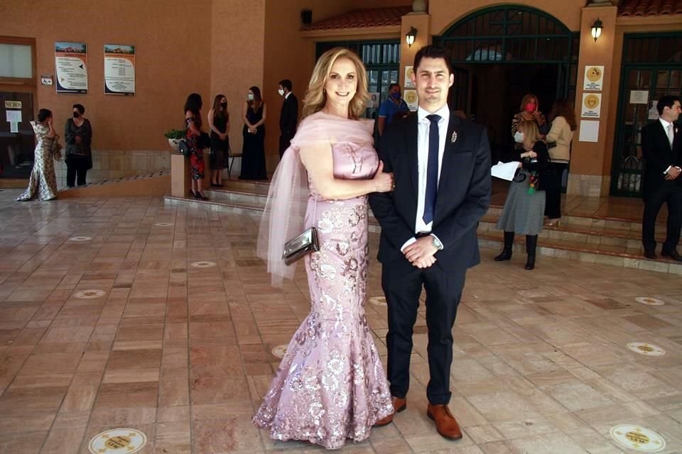 Dulce María Esquivel y Mauricio González Esquivel