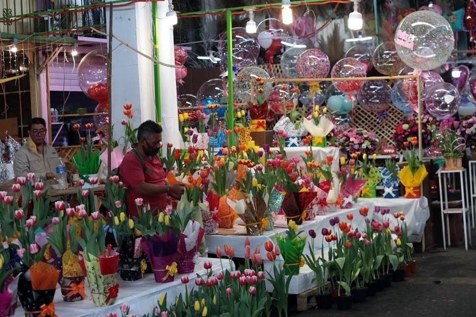 Debido a la pandemia, floristas redujeron su inversión en insumos entre 50% y 90%, pues prevén que este 2021 no haya ventas