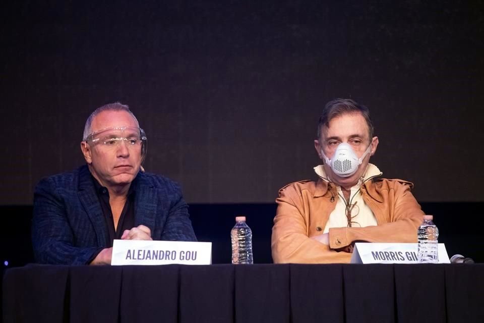 Productores de teatro como Alejandro Gou (izq.) y Morris Gilbert (der.) dicen que su acuerdo con autoridades es reabrir y presentar montajes en máximo dos meses, en la CDMX.