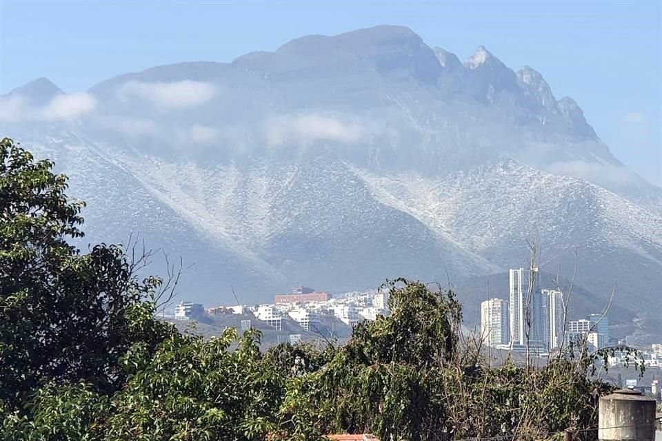 Éste fue otro de los que lució un paisaje blanco.