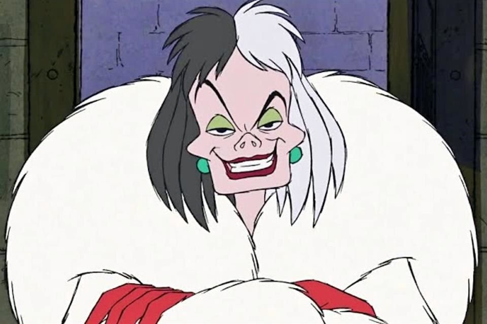 El personaje encarnado por Emma Stone en 'Cruella', programada para estrenarse en mayo, es espectacular e impactante, según el autor del guión.