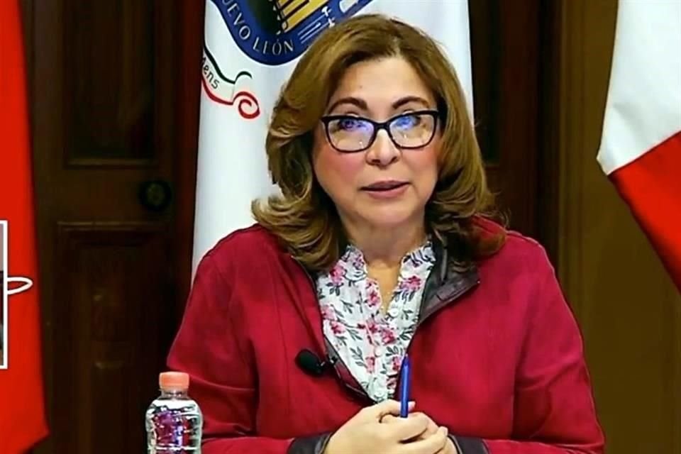 Consuelo Treviño, Subsecretaria de Control y Prevención de Enfermedades, afirmó que mientras no estén todos vacunados no pueden levantar las restricciones.