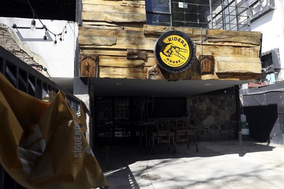 En el corredor López Cotilla han cerrado 10 negocios gastronómicos durante la pandemia.
