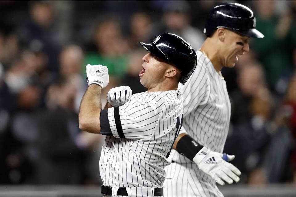 Brett Gardner seguirá en los Yanquis tras pactar por un año más.