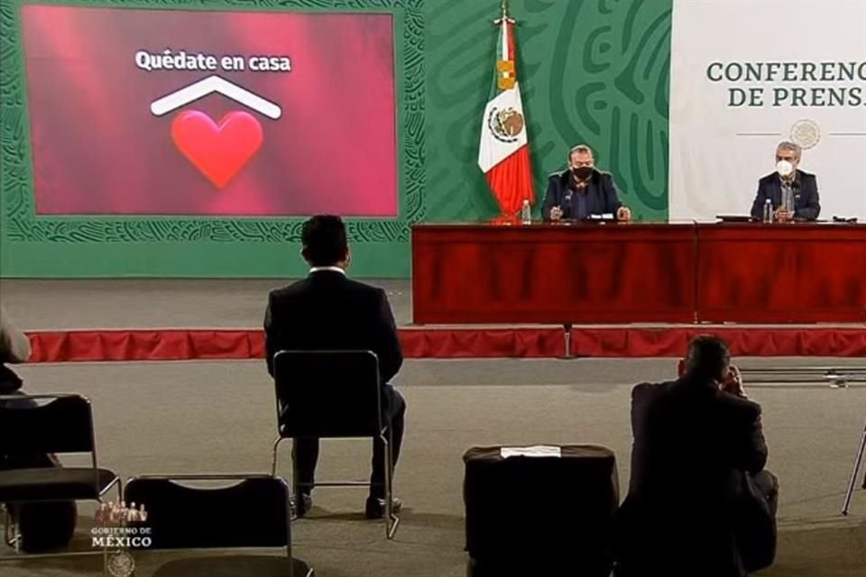 Conferencia sobre casos de Covid-19.