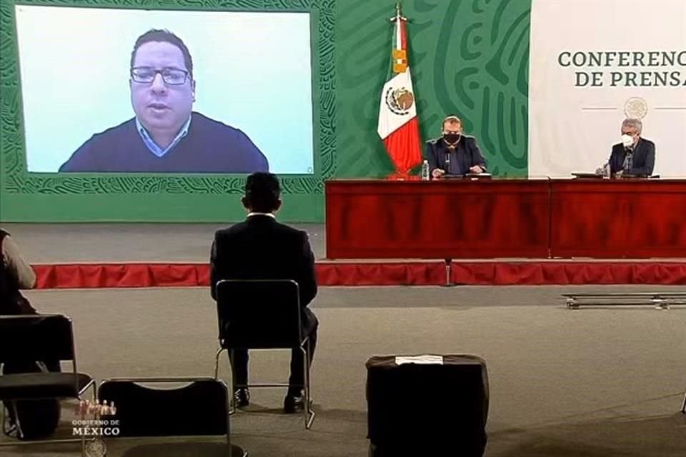 Conferencia en Palacio Nacional.