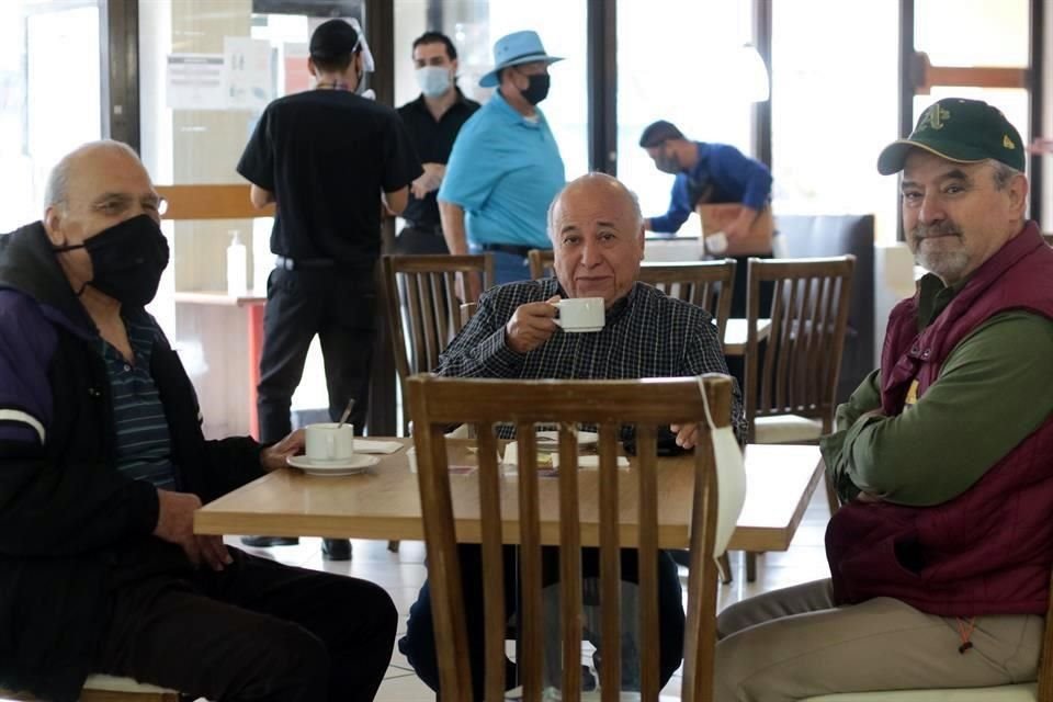 La mayoría de los adultos mayores coincidieron en que no habían ingresado a un restaurante desde hace más de cinco meses.