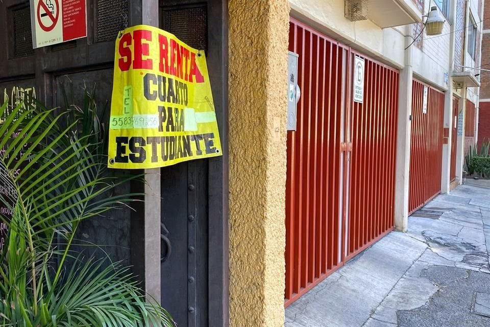 Renta de habitaciones y locales comerciales cerrados proliferan en la zona de CU.
