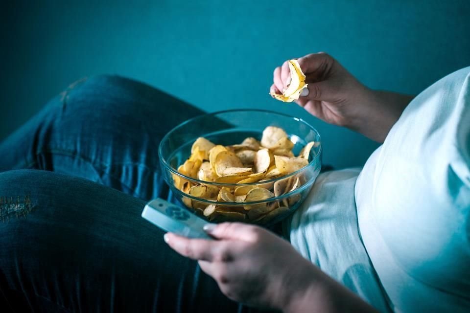 De acuerdo con la Organización Mundial de la Salud (OMS) 2.8 millones de personas mueren al año alrededor del mundo a causa de la obesidad y el sobrepeso.