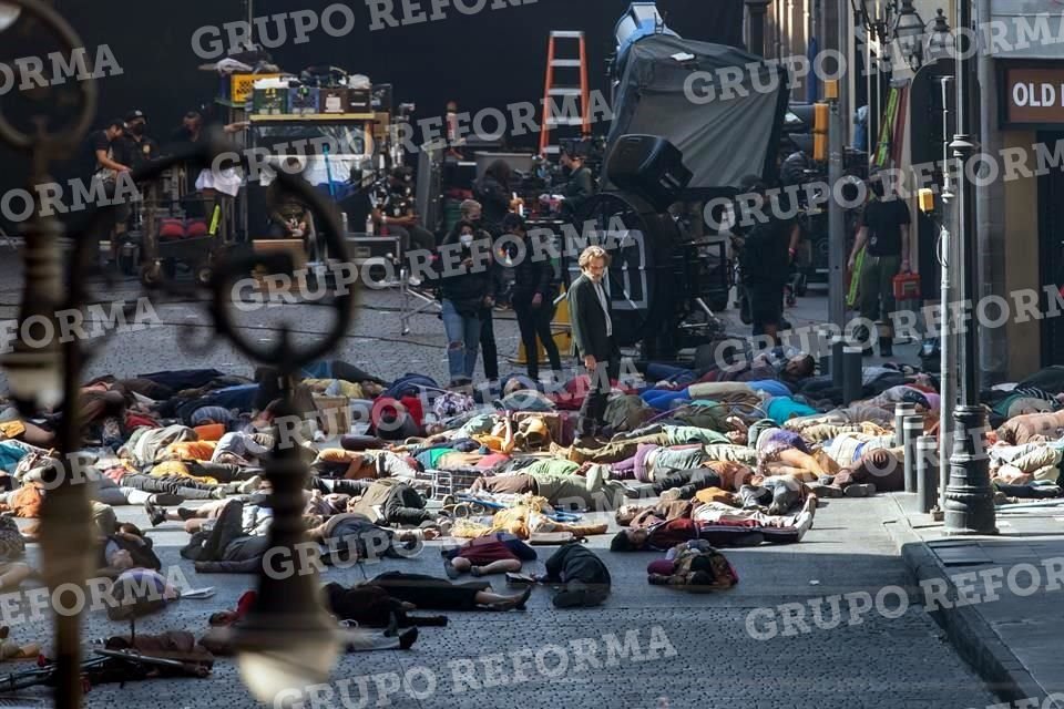 La calle Isabel la Católica se convirtió en el set de filmación de la cinta.