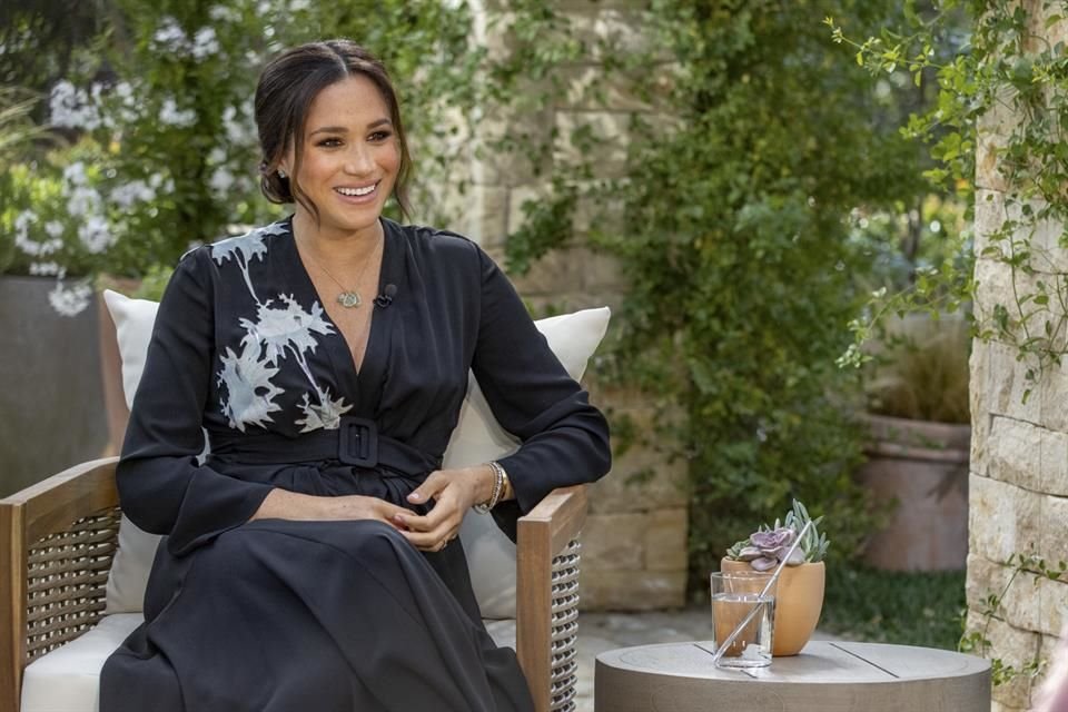 Meghan Markle reveló que la gente del Palacio de Buckingham, hogar de la Reina Isabel II, nunca la apoyó y se preocupó más por el color de piel de su hijo Archie que de ella.