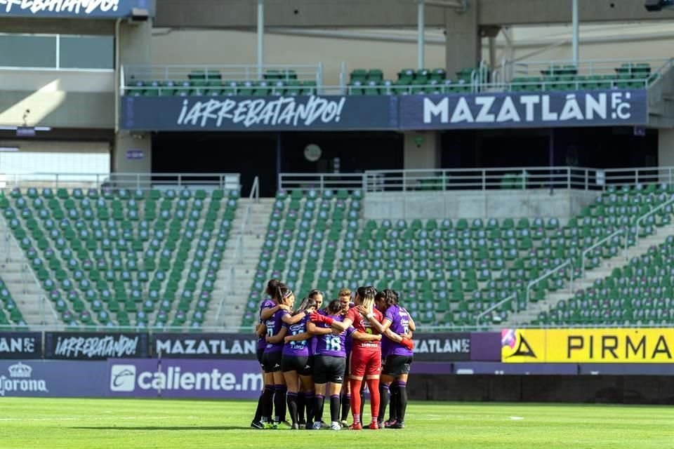 Jugadoras de Mazatlán FC aseguran que han sido amenazadas de forma anónima.